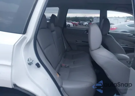 2011 Subaru Forester 2.5X Touring из США, поврежденный, VIN JF2SHAGCXBH722251